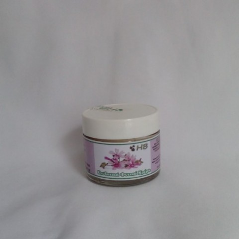 Herbal moisturizing face cream